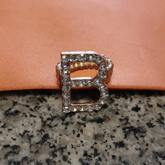 Ring - Picture 3 of 5